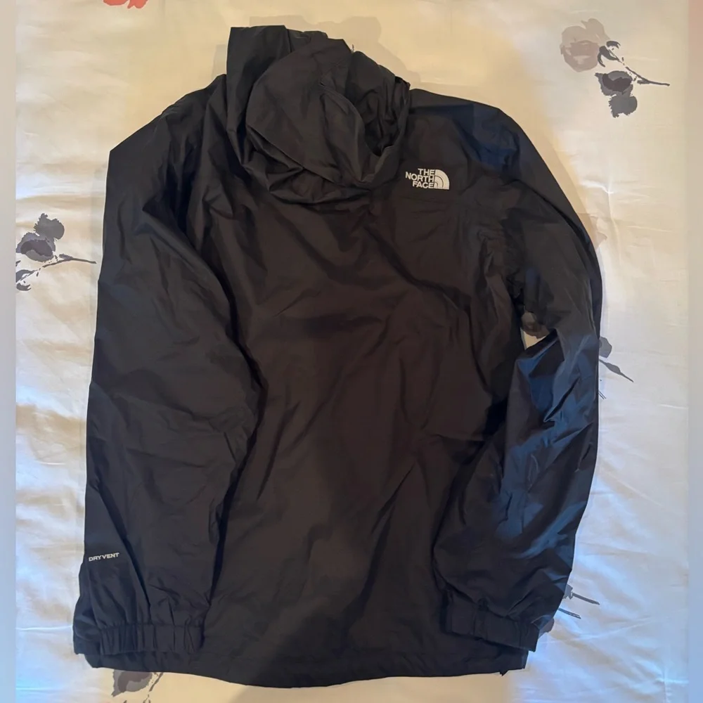 The North Face Men's Black Windbreaker - Picture 3 of 4